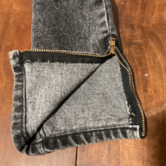 80’s vtg high waist Guess? Jeans black stonewash 28 - Picture 14 of 14